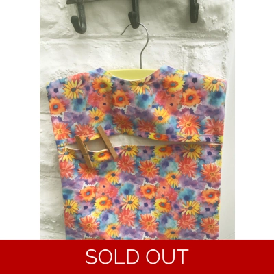 Lined Peg Bag in Yellow Floral Cotton Fabric, Laundry Cotton Peg Bag includes a Wood Hanger, handmad